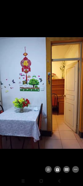 实验中学西,距离中小学幼儿园不足10分钟,距离小市场50米 实验中学西,距离中小学幼儿园不足10分钟,距离小市场50米