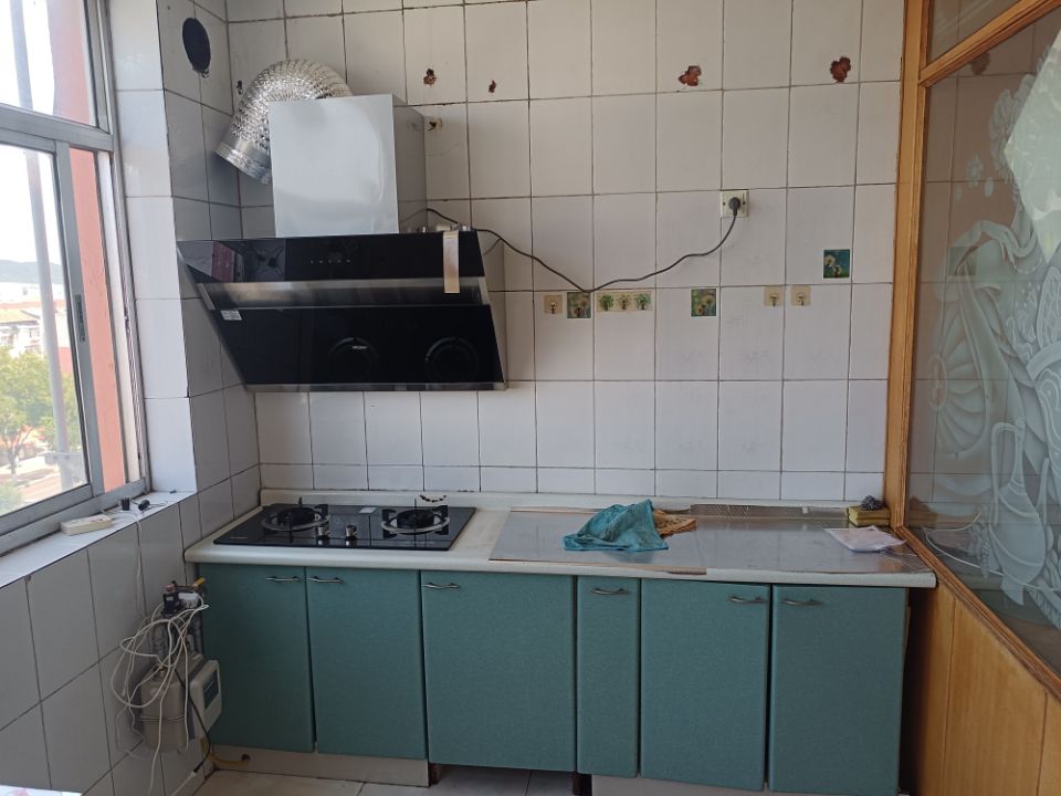 二实小对面家家悦楼上 吉房出租 二实小对面家家悦楼上 吉房出租