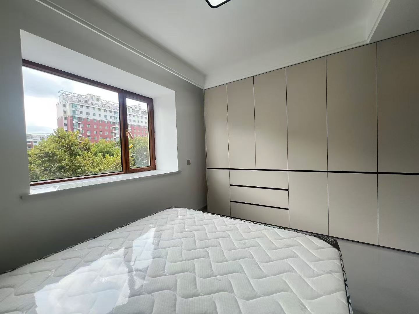 华西雅居小高层4楼114平 三室两卫精装修52.8万 华西雅居小高层4楼114平 三室两卫精装修52.8万