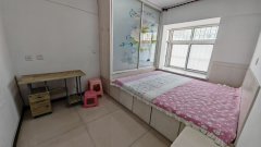 文山清华园住人4楼92平三室20万