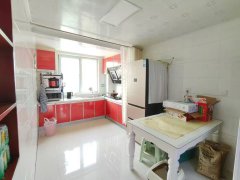 文馨花园 一楼两室 83.1平带大车库43.8万 文馨花园 一楼两室 83.1平带大车库43.8万