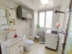 文馨花园 一楼两室 83.1平带大车库43.8万 文馨花园 一楼两室 83.1平带大车库43.8万