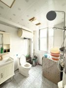 苏家东街浇筑楼 住人一楼137.35平 四室48.8万 苏家东街浇筑楼 住人一楼137.35平 四室48.8万