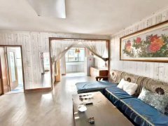 文馨花园一期浇筑楼一楼90平29.8万