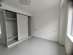 山川文苑 1楼142平 3室2卫 59.8万