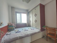 文山书香苑电梯房三室110.46平59.8万 文山书香苑电梯房三室110.46平59.8万