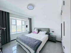 云星公园华府121平三室66.8万