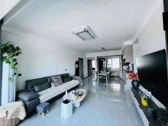 云星公园华府121平三室66.8万