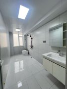 城北街2楼151.25平三室两卫49.8万