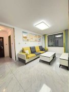 金地街2楼100.71平三室31.8万