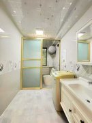 金地街2楼100.71平三室31.8万