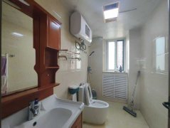 文山书香苑电梯房好楼层三室110.46平59.8万