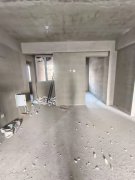 锦华茗邸电梯好楼层136.22平三室两卫63.8万