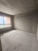 锦华茗邸电梯好楼层136.22平三室两卫63.8万