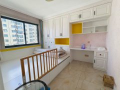 上海国际花园电梯顶加阁118平＋阁楼57平65万