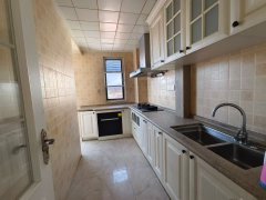 上海国际花园电梯顶加阁118平＋阁楼57平65万