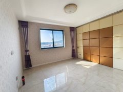 上海国际花园电梯顶加阁118平＋阁楼57平65万