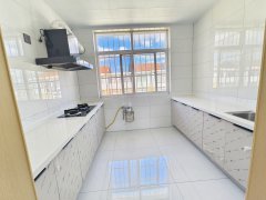 @15.8万，桃园小区，127平