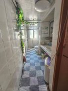 初家园好位置2000年混合结构三楼136.7平30平车库三室