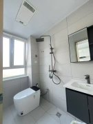 初家园街贴地2楼82.95平精装三室29.8万