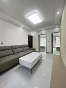 初家园街贴地2楼82.95平精装三室29.8万