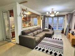 龙泽苑电梯最好楼层116两室豪华装修54.8万