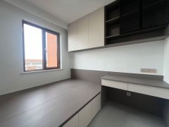 华西雅居小高层4楼114平 三室两卫精装修52.8万 华西雅居小高层4楼114平 三室两卫精装修52.8万