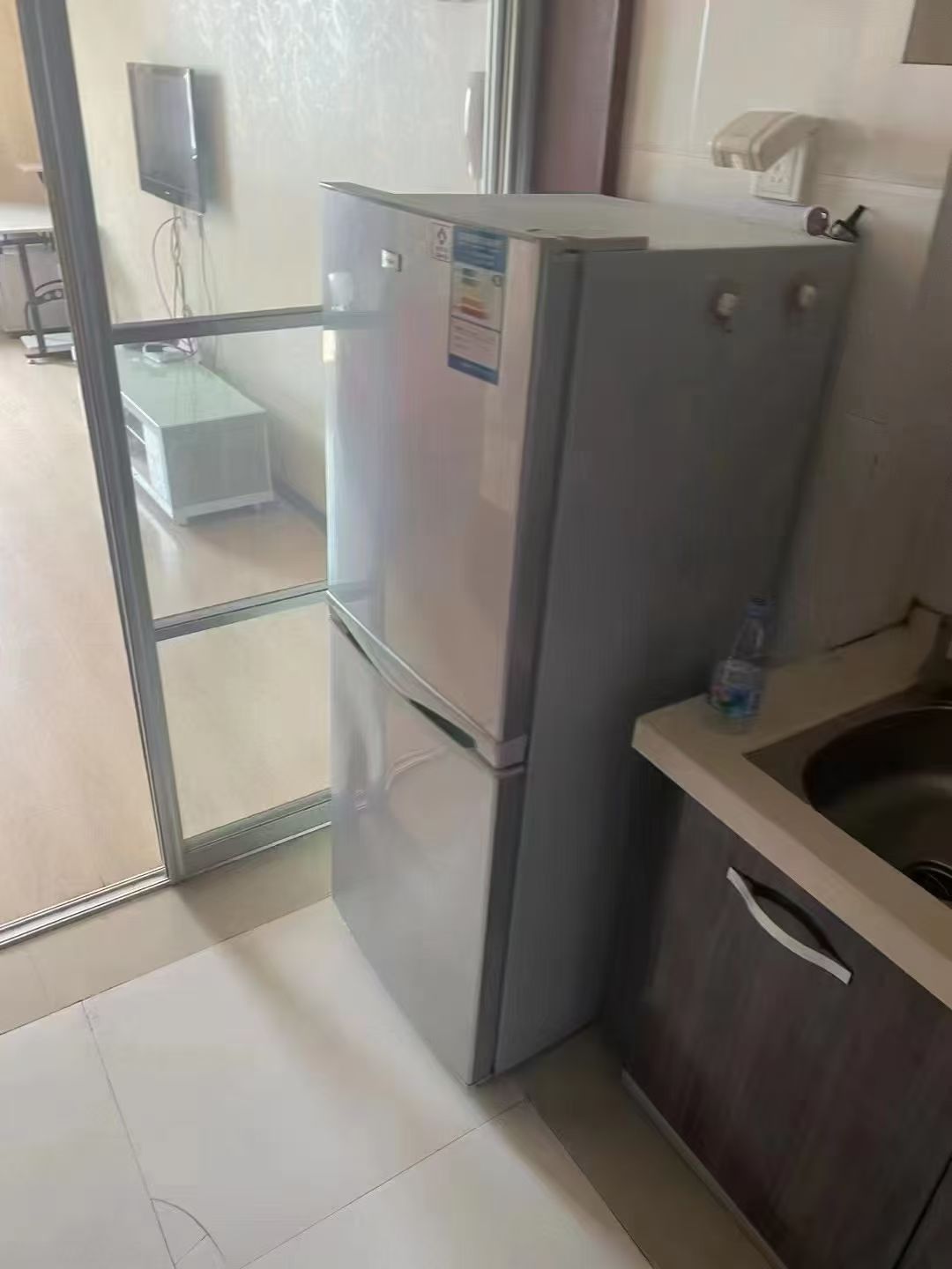 【出租】银河世家公寓50左右平，900/月