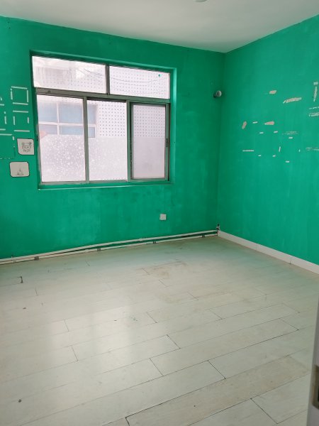 文登**实验小学路南东50米三楼出租