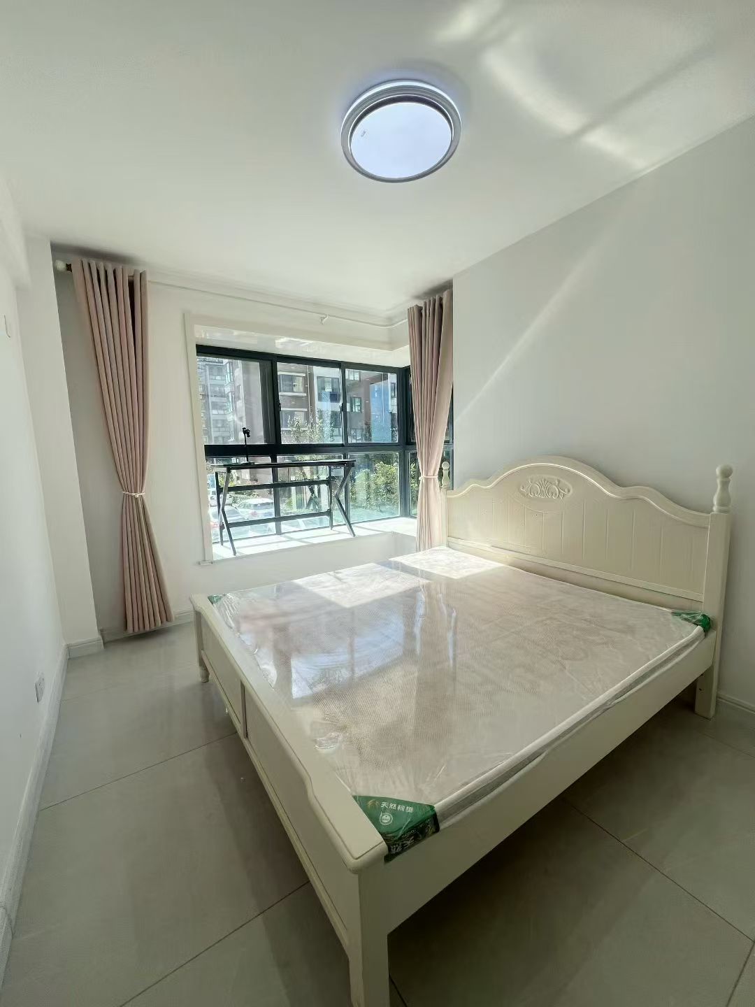 悦欣鼎园1楼94.6平精装两室32.8万 悦欣鼎园1楼94.6平精装两室32.8万