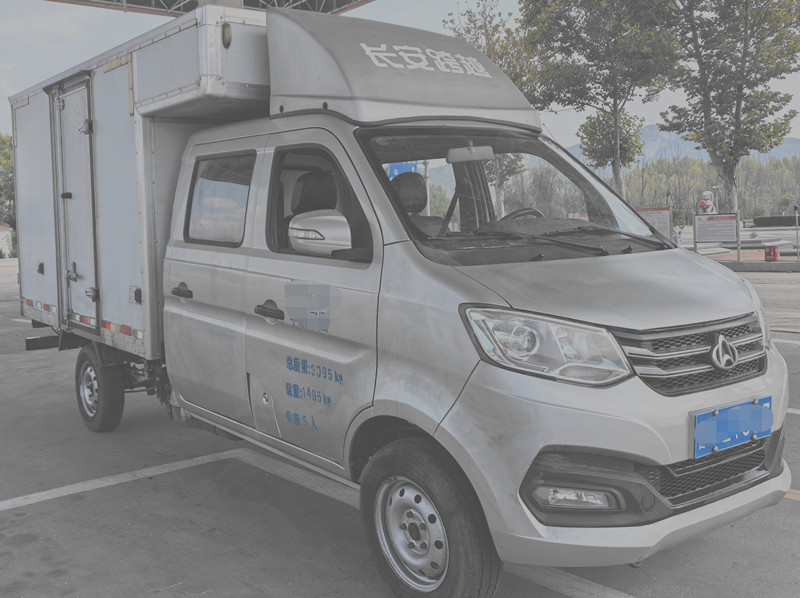 22020年国六双排2.7米厢货