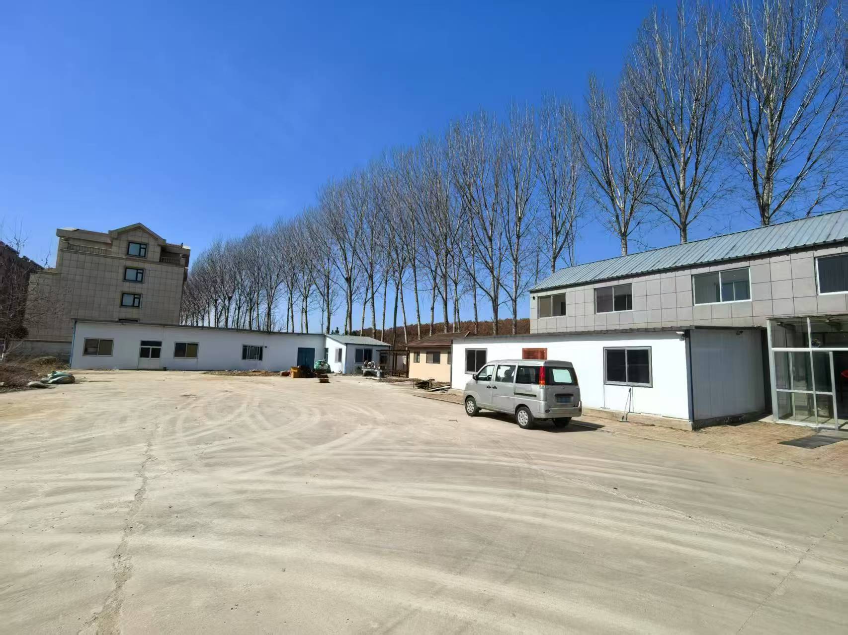 文登开发区广州路东首路北二层楼及仓库出租