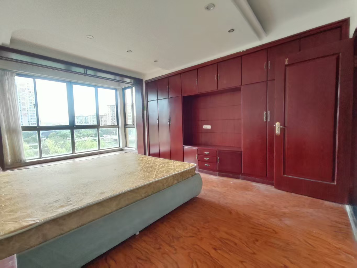 福泉名居186平河景风水房出售 福泉名居186平河景风水房出售