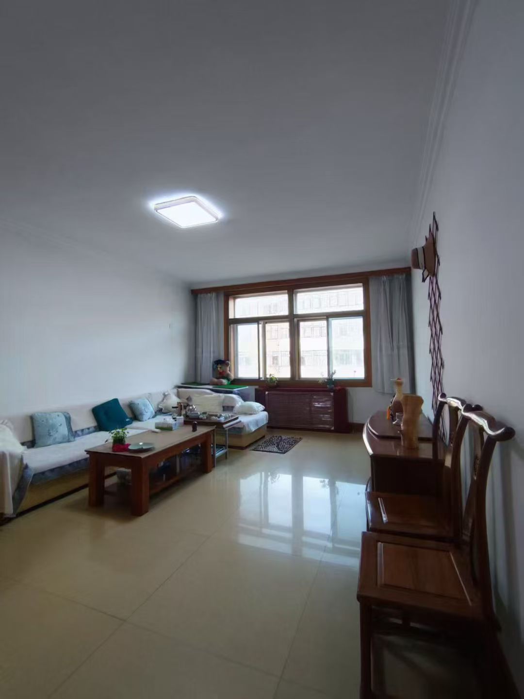 河南水产旁利民街浇筑楼三楼143.55平三室49.8万 河南水产旁利民街浇筑楼三楼143.55平三室49.8万