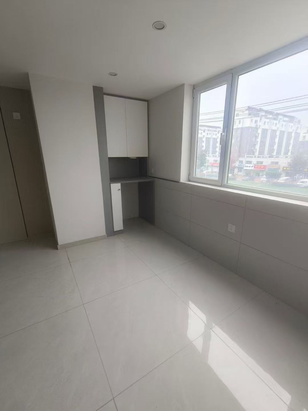 新罗小镇电梯好楼层上下两层115.78平精装21.6 新罗小镇电梯好楼层上下两层115.78平精装21.6