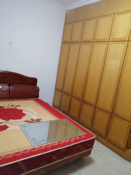 香和苑对面，大润发北，生产街一楼带院对外出租