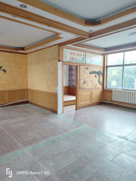 永安街君乐宝超市楼上三楼出租