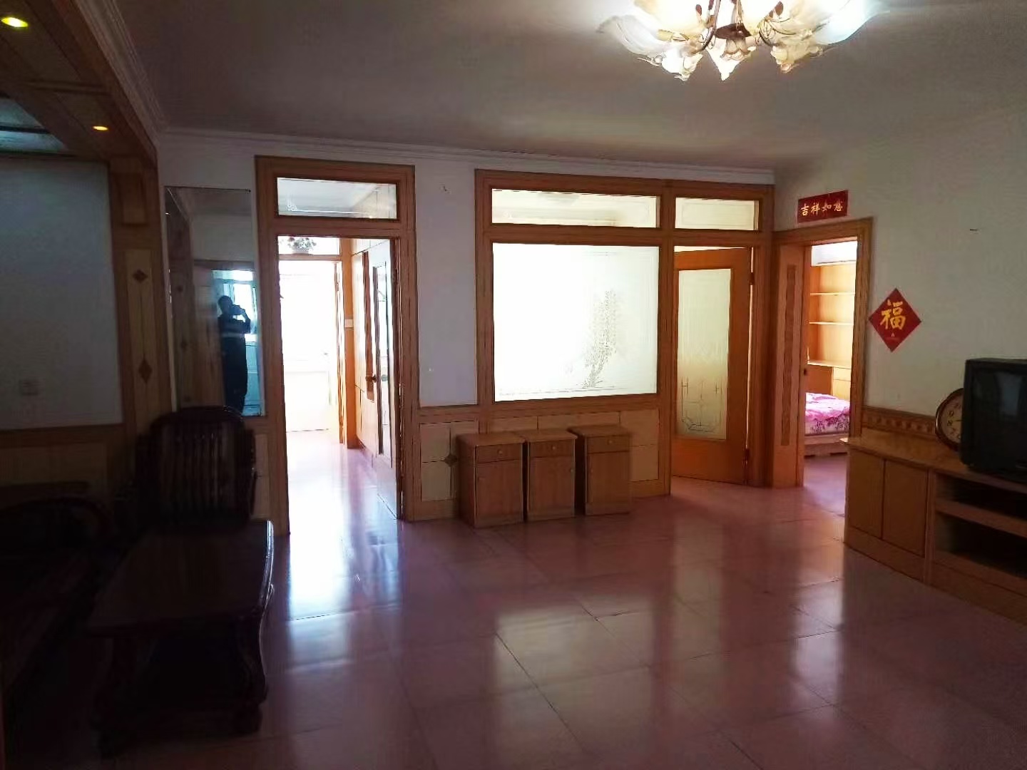 金地小区吉楼出售，125平，23万