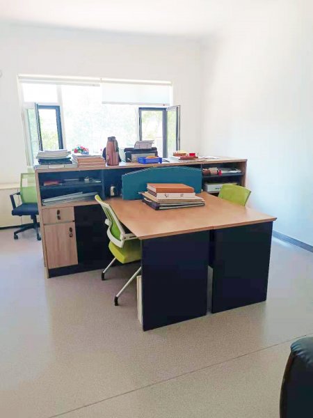 聚能托管(文登师范学校西侧)有少量办公室对外出租、合作 聚能托管(文登师范学校西侧)有少量办公室对外出租、合作