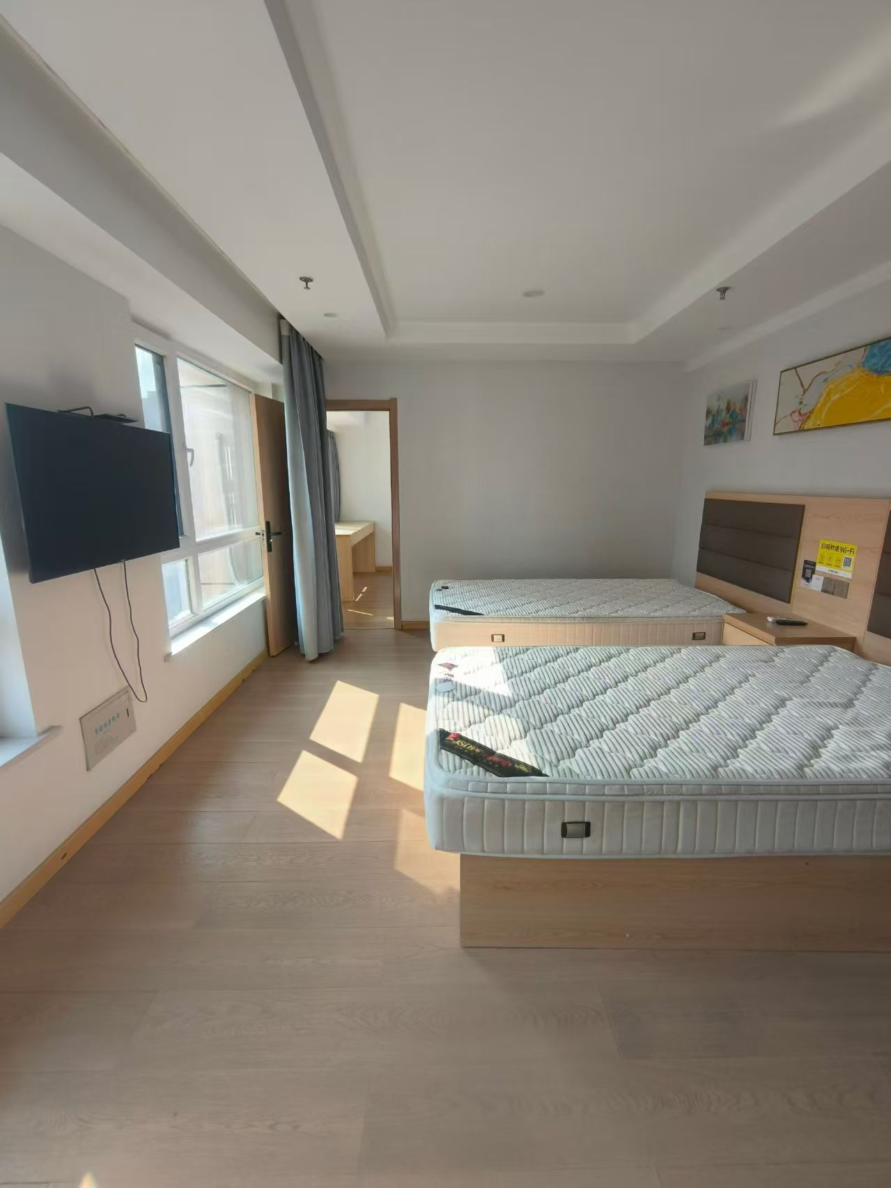 宝宇公馆电梯最好楼层75平两室精装月租1200元