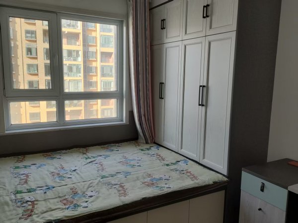 @1100/月，东城区福慧花园，精装小住!