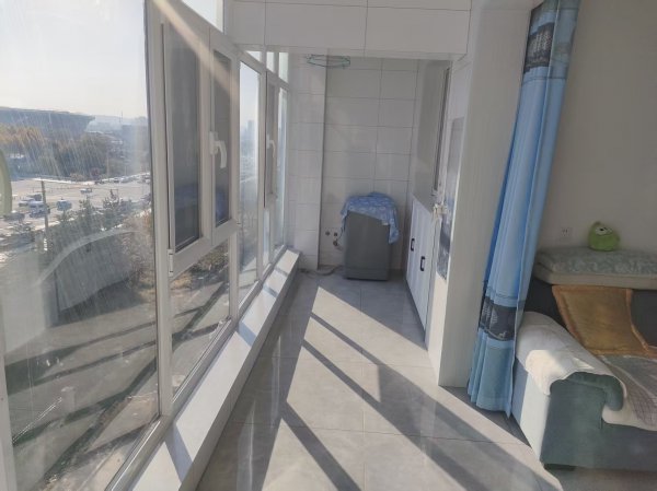 @1100/月，东城区福慧花园，精装小住!