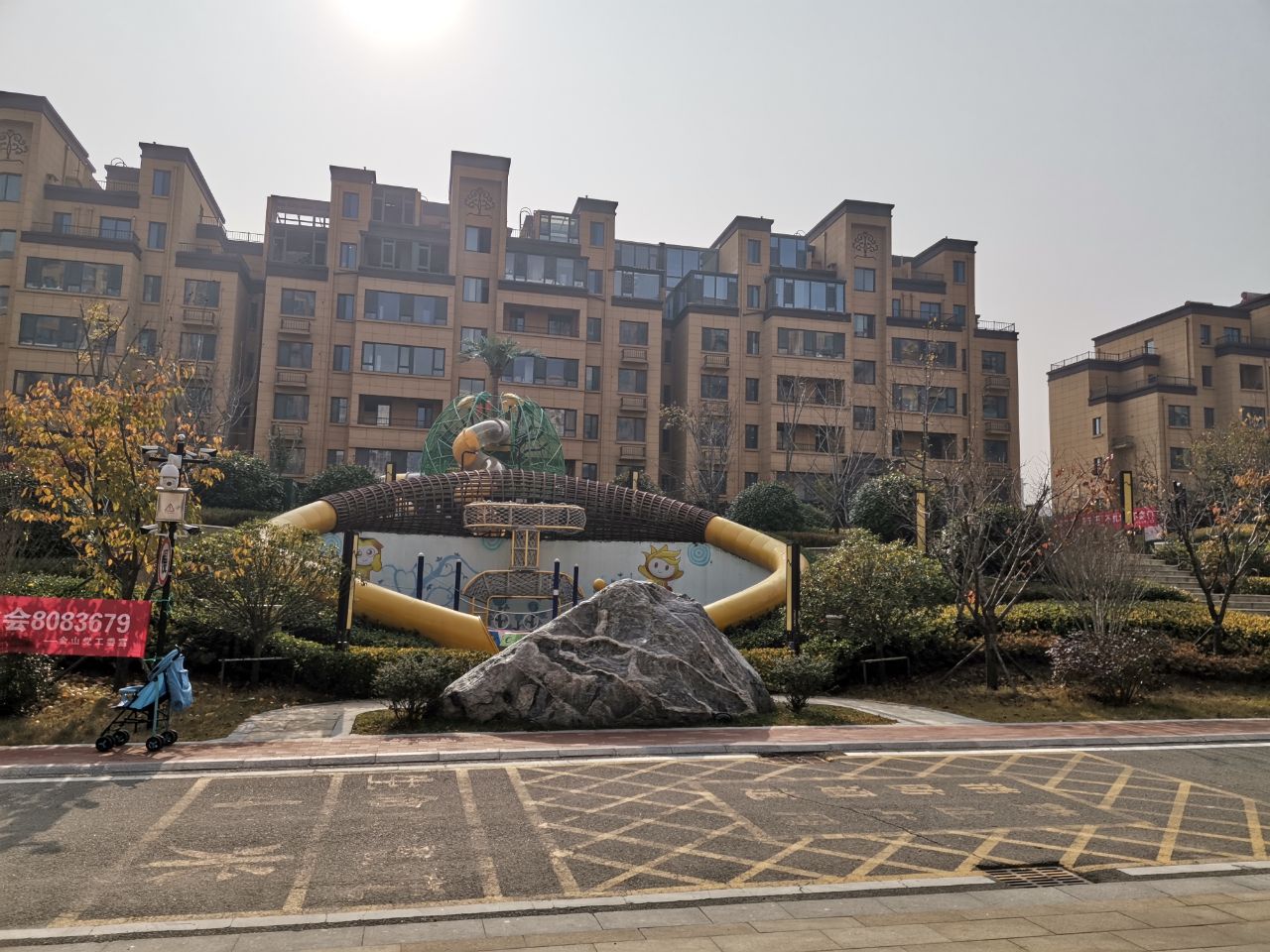 高品质小区伴山林语小高层电梯毛坯房优惠出售