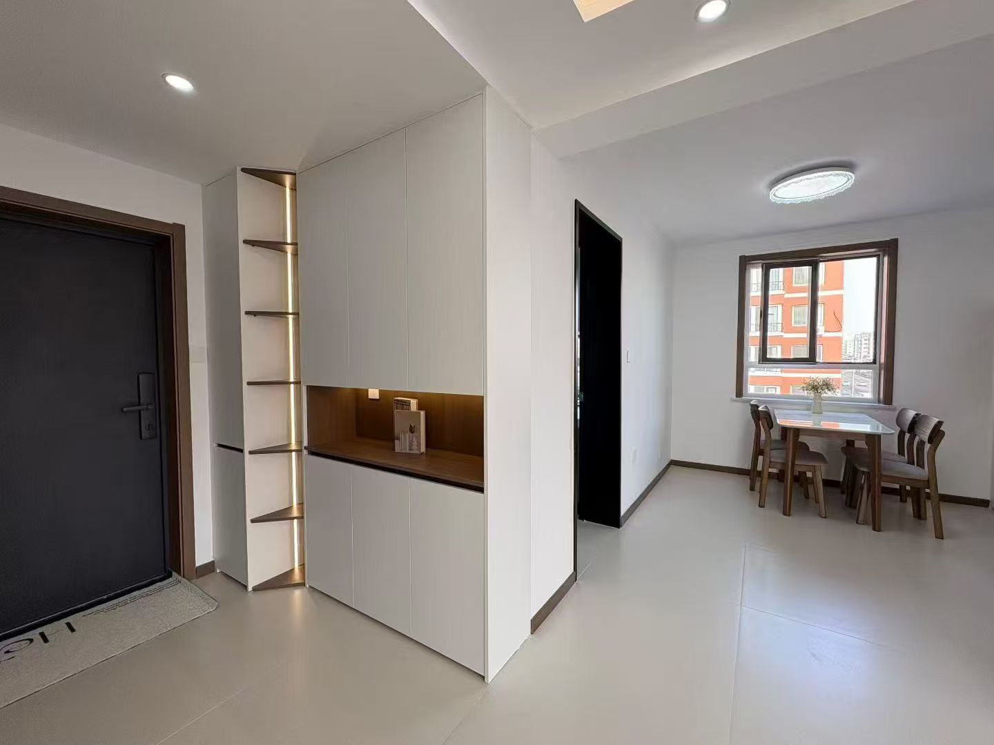 精装阳光一期电梯洋房住人三楼东边户三室123.93平59.8 精装阳光一期电梯洋房住人三楼东边户三室123.93平59.8