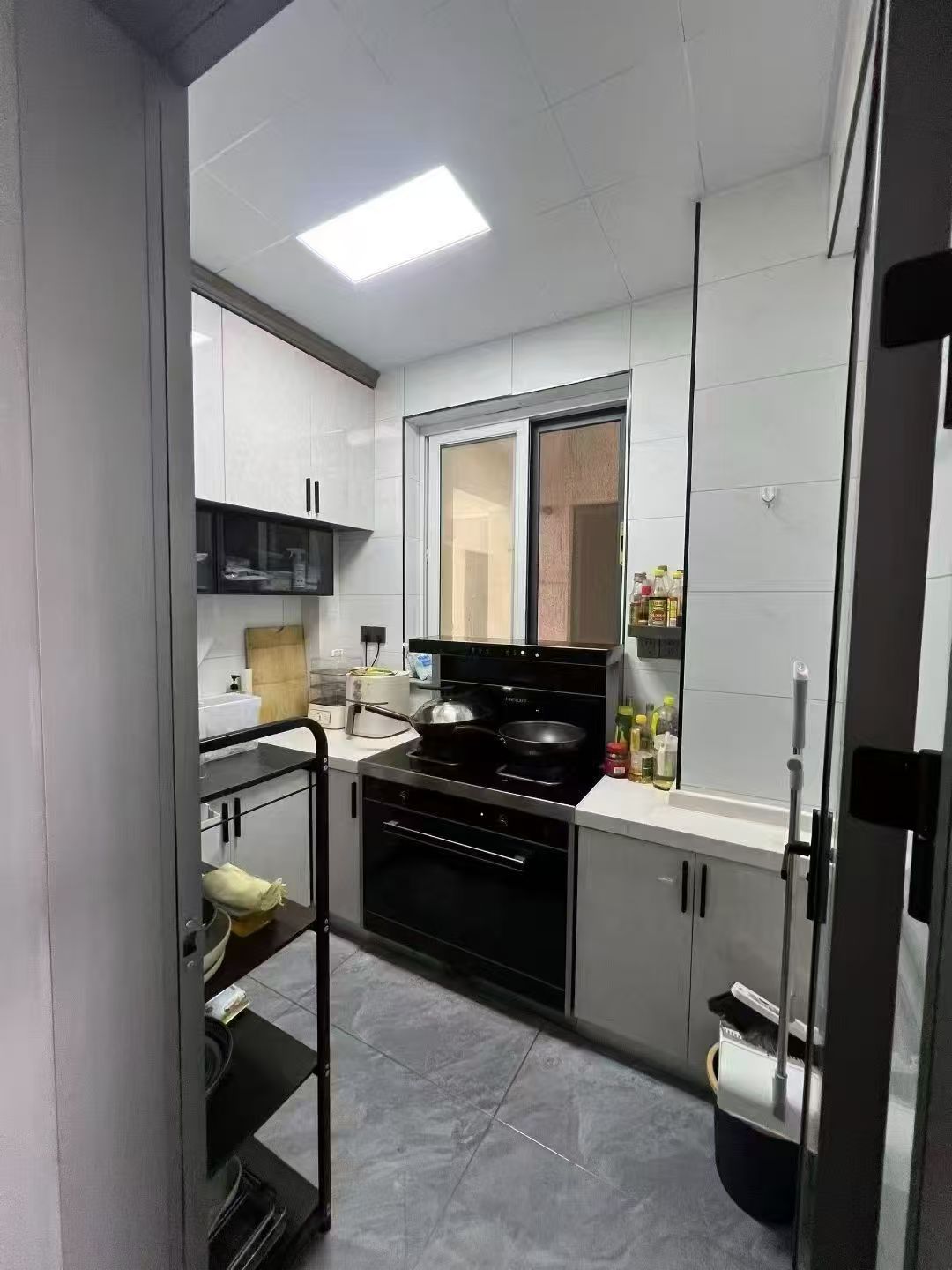 @捡漏房!文山书香苑电梯6楼精装户型方正! @捡漏房!文山书香苑电梯6楼精装户型方正!