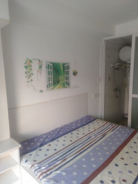 凉水湾鸿福花园车库出租