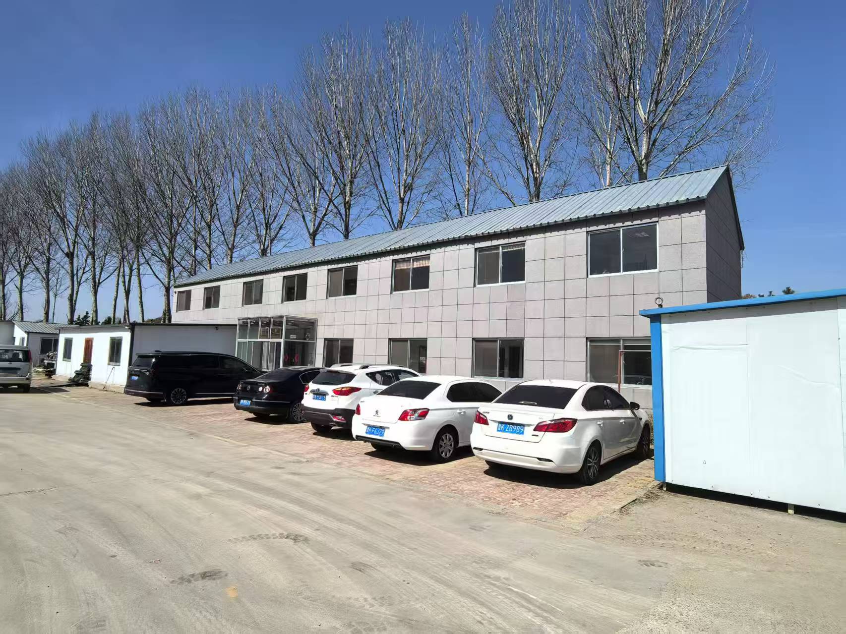 文登开发区广州路东首路北二层楼加仓库出租