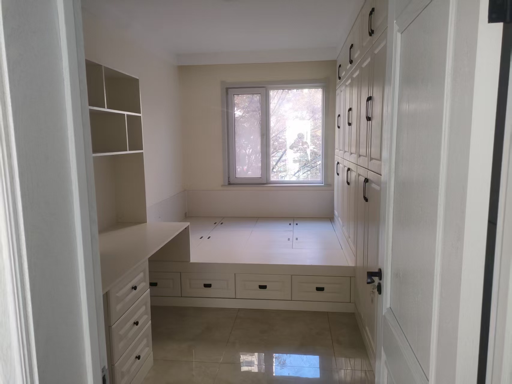 闵广新天地6层电梯洋房精装修165平二楼4室2卫88.8万 闵广新天地6层电梯洋房精装修165平二楼4室2卫88.8万