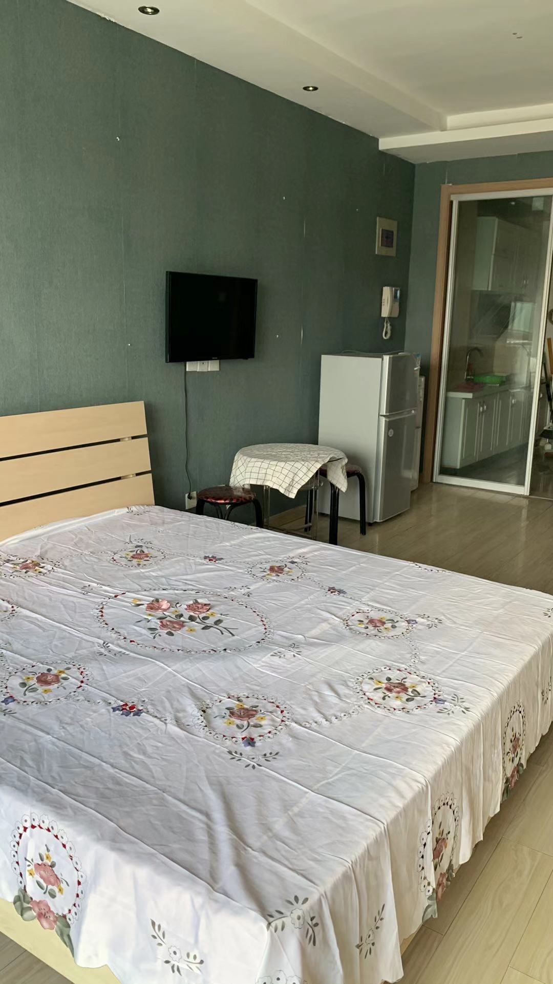 银河世家公寓出租家电齐全拎包入住