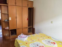 爬山街住人2楼两室500元家具家电齐全